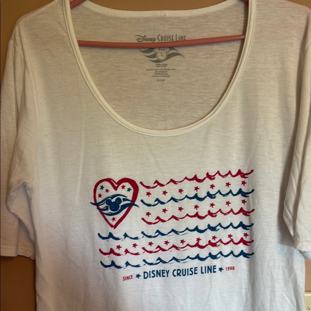 Disney White 3/4 Sleeve T-Shirt with Red Design American Flaf Fourth of July